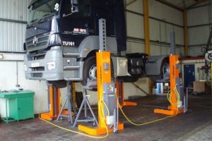 Columnas elevadoras EHB707