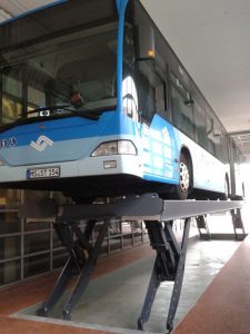 Elevador de semitijera Finkbeiner HDS