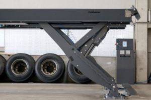 Elevador semitijera Finkbeiner HDS25 8000